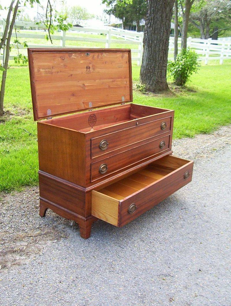 Vintage Blanket Chest